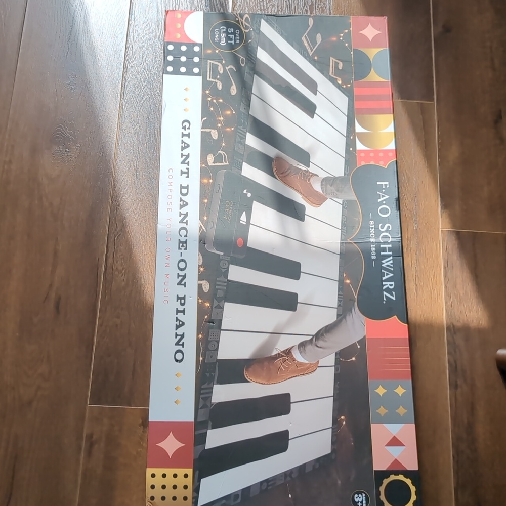 Dance on piano